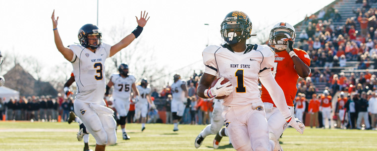 <p>Game day play action at Doyt L. Perry Stadium where Kent State Golden Flashes defeated the Bowling Green State Falcone 31-24. (photo courtesy of Matt Bliss)<br />
</p>