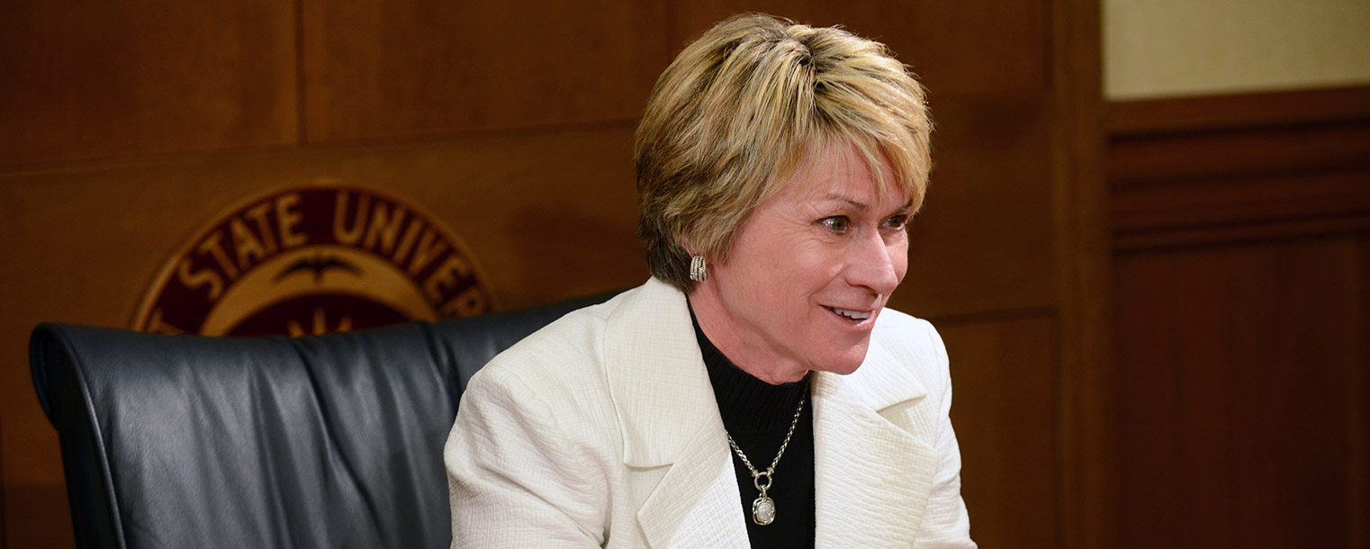 Beverly Warren, Kent State’s new president, meets with members of the student media during a spring campus visit prior to beginning her presidency.