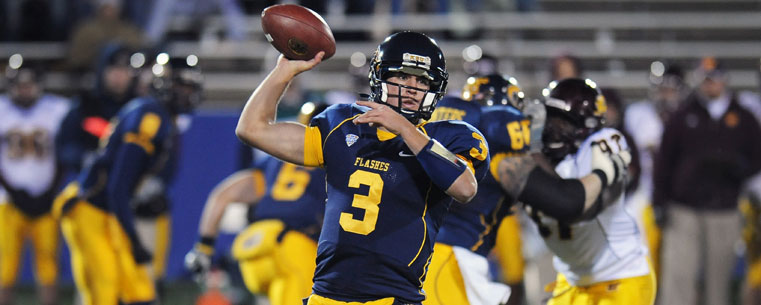 Kent State quarterback Spencer Keith completes a pa's during the second half of Kent State's 24-21 win over Central Michigan.