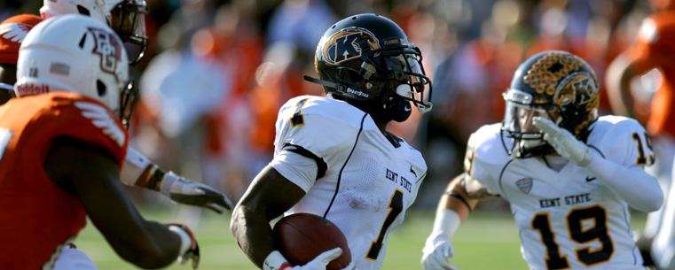 Kent State junior running back Dri Archer (1) runs the ball towards the endzone to score a touch down to tie the game against Bowling Green during the fourth quarter. Kent State beat Bowling Green in a 31-24 victory over Bowling Green at Doyt Stadium, in Bowling Green, Oh on Saturday, Nov. 17. (photo courtesy of Kristin Bauer, The Record-Courier)