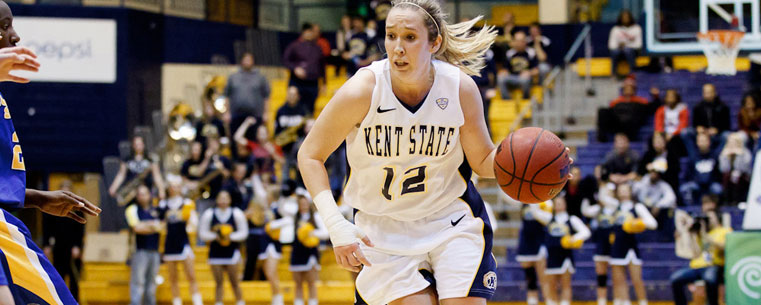 Kent State junior guard Trisha Krewson makes her way down the court against Morehead State.