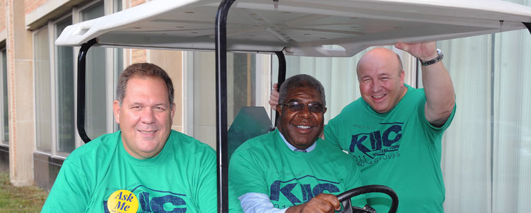 Vice Presidents Ed Mahon (left), Willis Walker and Gregg Floyd were on hand during Welcome Weekend 2011 to hand out water and meet and greet incoming students and their families.