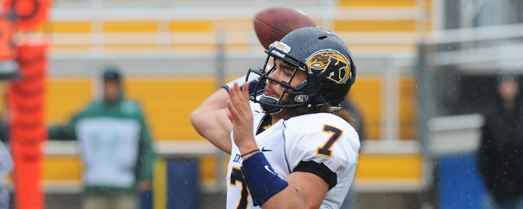 Quarterback David Fisher fires a pass during the Kent State Football Spring Game.