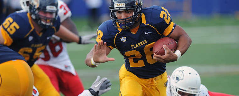 Kent State running back Anthony Meray breaks free for a first half touchdown run against visiting South Alabama, at Dix Stadium.