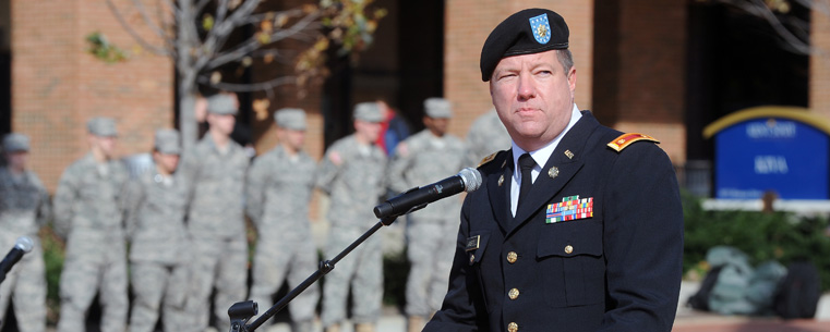 Kent State employee and former Cleveland journalist Eric Mansfield gave brief remarks during the annual Veterans Day ceremony, on Risman Plaza. Mansfield is a retired major with the Ohio Army National Guard and served in Iraq and Kuwait.