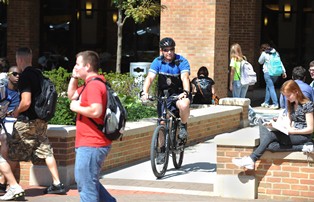 Photo of Kent State Police Officer on Campus