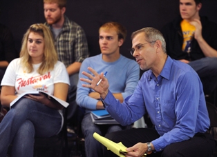 Photo of Kent State professor teaching a class