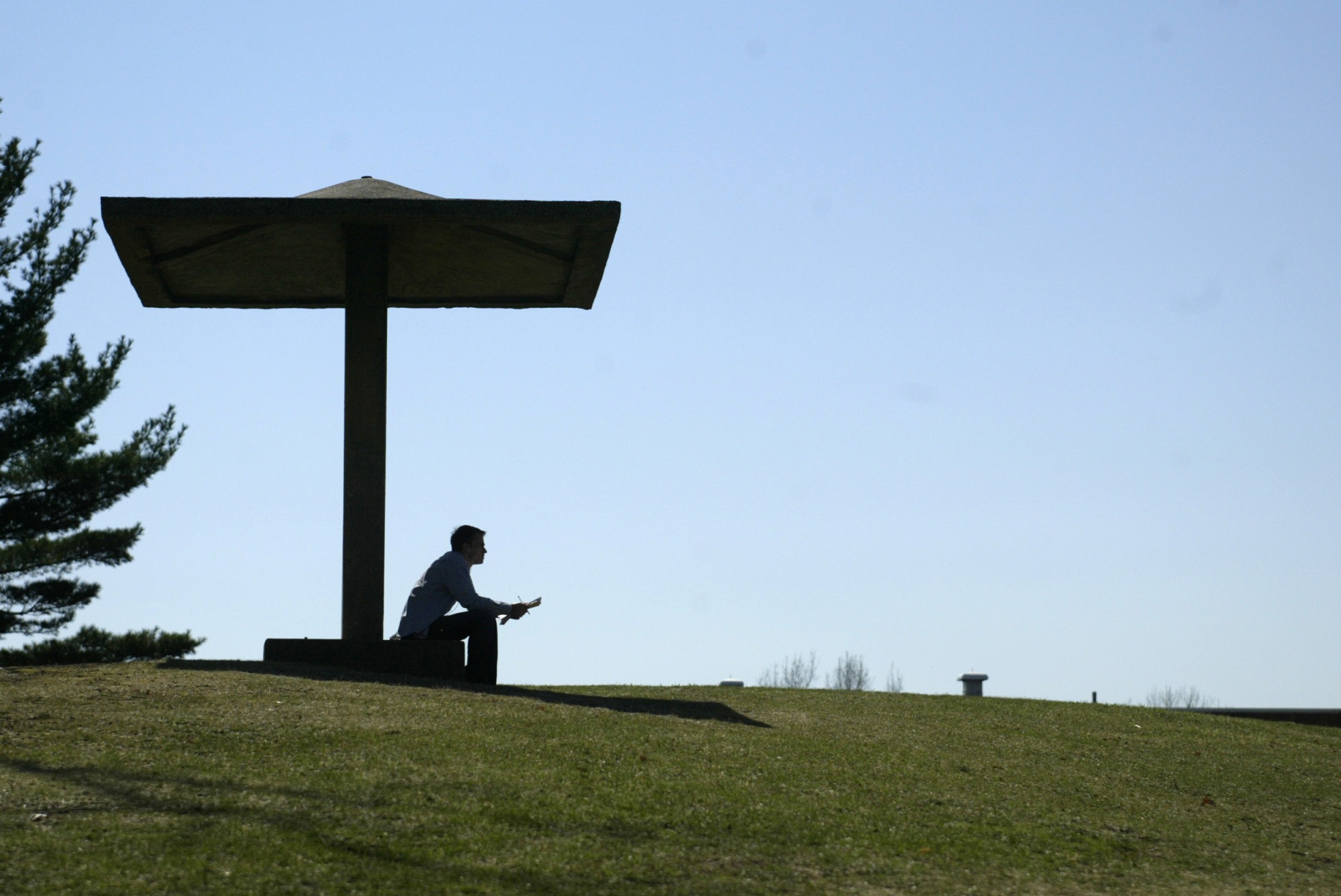 Photo of pagoda on May 4 site