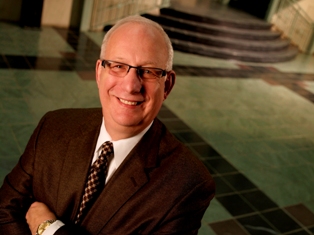 Photo of Kent State University President Lester A. Lefton